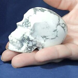 Howlite skull